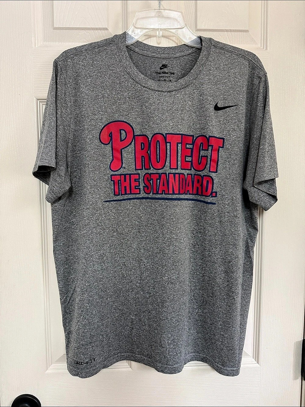 Nike The Nike Tee Dri-FIT Graphic Tee in Gray & Red XL Like New